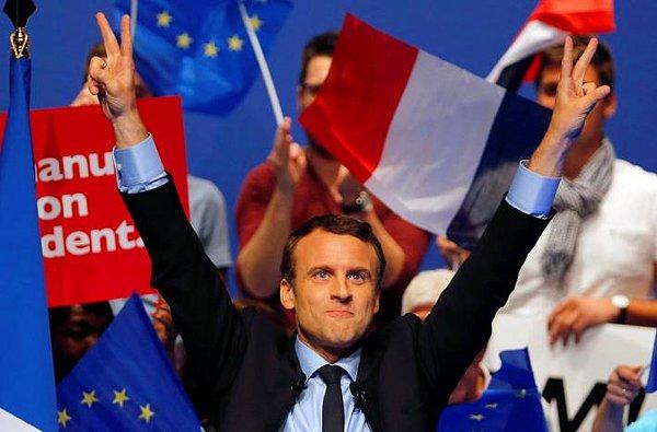 Daha önce siyasetçi olarak hiçbir tecrübesi olmamasına rağmen Macron, katıldığı ilk seçimde %66 oy alarak aşırı sağcı rakibi Marine Le Pen'i geçti ve 2017 yılında en genç Fransız cumhurbaşkanı oldu!