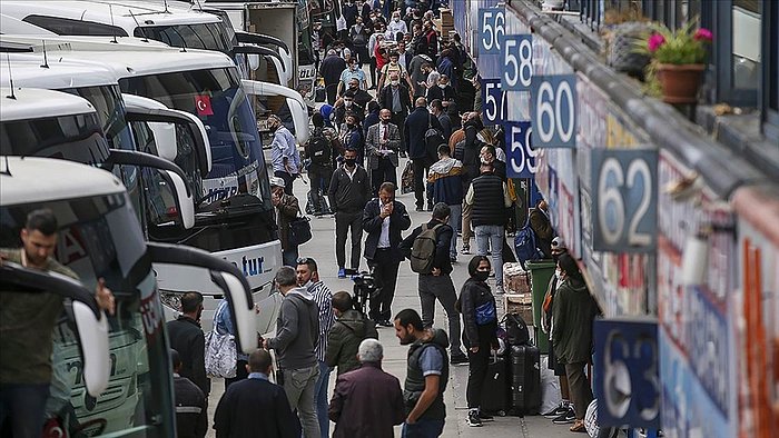 Eskiden Bayram Öncesi İğne Atsan Yere Düşmezdi: Otogarlar Bomboş, Bilet Fiyatları Geçen Yılın İki Katı!