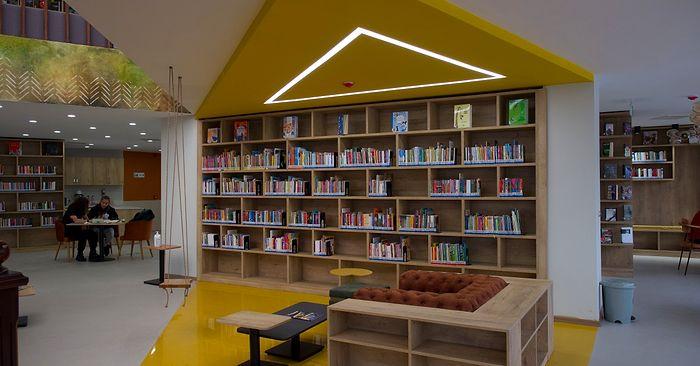 Kitap Aşkı Giderek Yaygınlaşıyor: İstanbul Yeni Nesil Kütüphaneleriyle Buluşmaya Devam Ediyor!