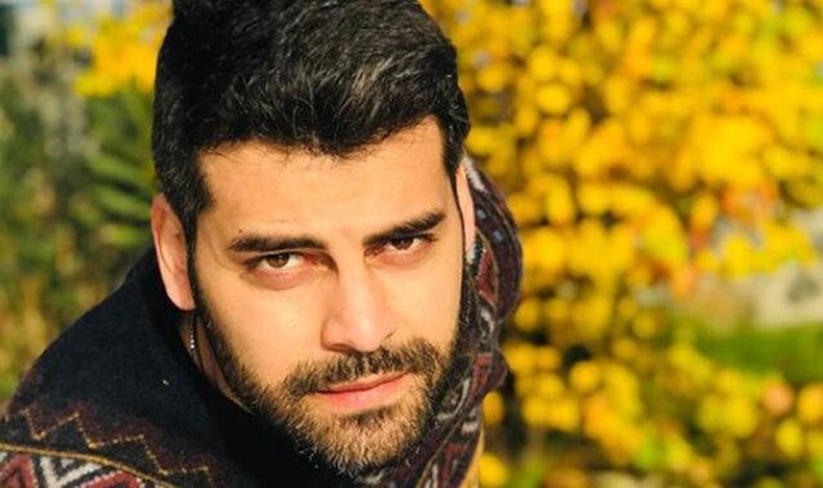 Ünlü Oyuncu ve Model Erkan Meriç Kimdir? - Onedio