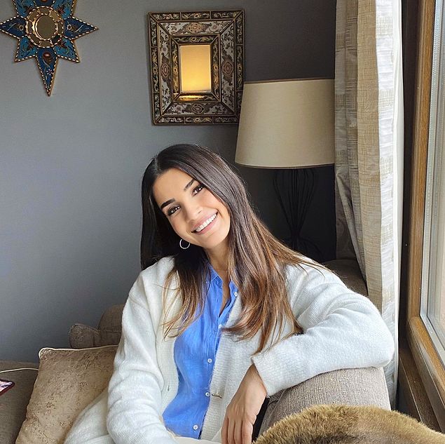 Cool Bir Influencer, Cool Bir Anne: Pozitif Enerjisi ve Stiliyle Işıldayan Gül Kütevin'i Yakından Tanıyoruz!