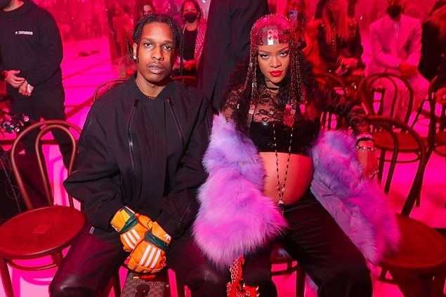 Krizleri Bitmiyor! ASAP Rocky'nin Bu Kez de İngiliz Bir Kadınla Rihanna'yı Aldattığı İddia Edildi!