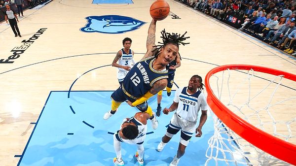 Bitmeyen tek seride ise Memphis Grizzlies, konuk ettiği Minnesota Timberwolves'ı 111-109 yenerek seride durumu 3-2'ye getirdi ve avantajı kaptı.