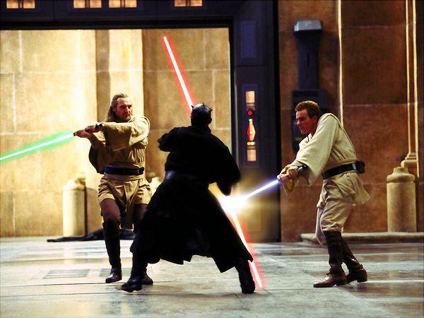 14. Star Wars: Episode I – The Phantom Menace / Yıldız Savaşları: Gizli Tehlike (1999) IMDb: 6.5