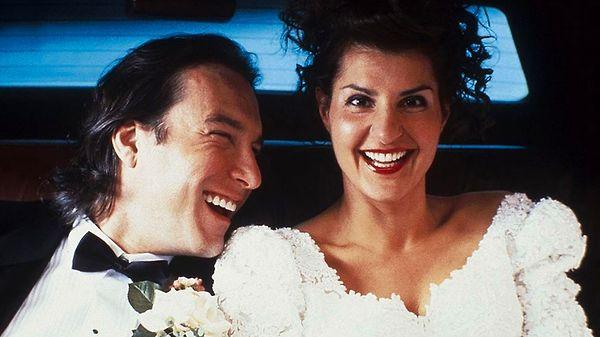 7. My Big Fat Greek Wedding / Kalbinin Sesini Dinle (2002) - IMDb: 6.6