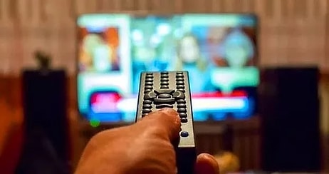 1 Mayıs Pazar Yayın Akışı Belli Oldu: Televizyonda Bugün Neler Var? Kanal D, Star, Show TV, FOX TV, ATV...