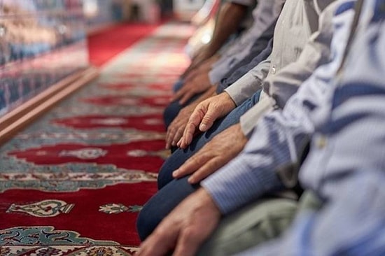 Bayram Namazı Kılınışı: Bayram Namazı Nasıl Kılınır? Bayram Namazı Kaç Rekattır?