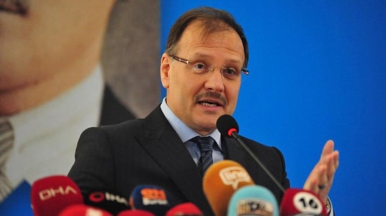 AKP'li Vekil Bayramlaşma Etkinliğinde İmamoğlu ve Özel'e Hakaret Etti