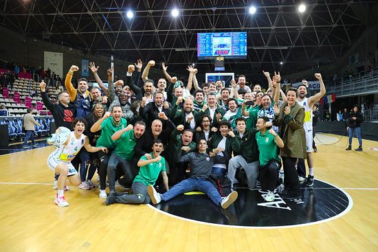 Tarih Yazdılar! Frutti Extra Bursaspor EuroCup'ta Finalde