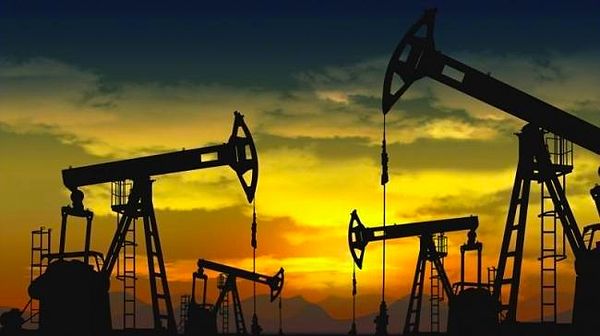 AB'nin Rusya'dan petrol ithalatına yasak planı fiyatları yükseltti
