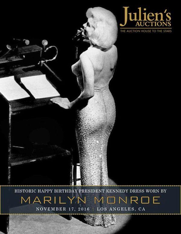 Üzerinde Marilyn Monroe'nun yıllar önce giydiği, bir 'ulusal hazine' olarak nitelendirilen efsane elbisesi vardı.