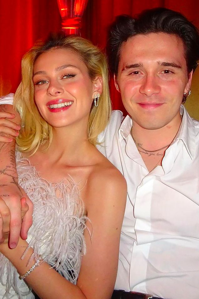 Yetmedi mi be Kuki? Brooklyn Beckham'ın Met Gala'da Eşi Nicola Peltz'in Eteklerinde Gezmesi Dillere Düştü