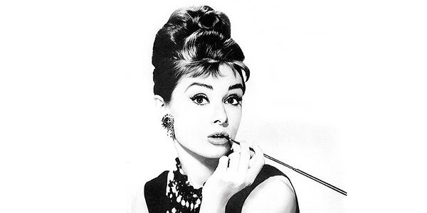 Hepburn, 1951 yılında Monako'da bir film çekimindeyken Fransız yazar Colette tarafından keşfedilmiştir.