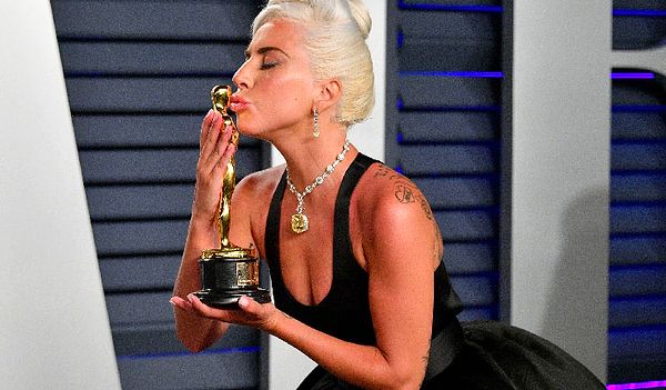 Lady Gaga Kaç Ödül Aldı?