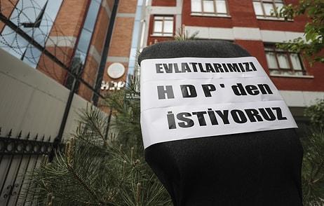 HDP: Partimizin Önünde Eylem Yapan, Siyah Çelenk Bırakan Polislerdi