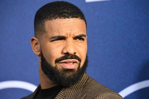 Drake'in avukatı ise "Drake'in bu olayla hiçbir ilgisinin olmadığını ve ortada hiçbir kanıt olmadığını" dile getiriyor.
