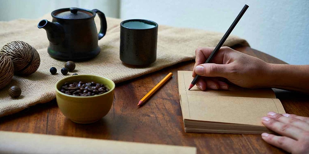 Gülfem Karaer Yazio: “Nasıl Yazar Oldunuz?" Sorusu Üzerine Analitik Bir İnceleme