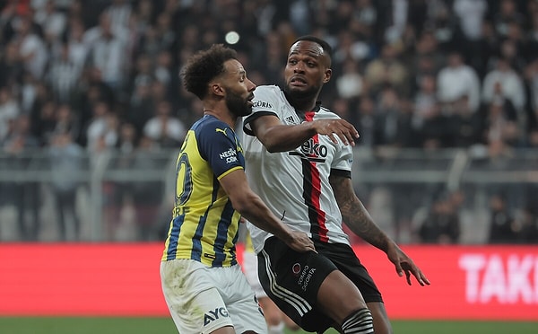 Beşiktaş ile Fenerbahçe, Süper Lig'de Kasım 1985'ten bu yana ilk kez üst üste üç kez berabere kaldı.