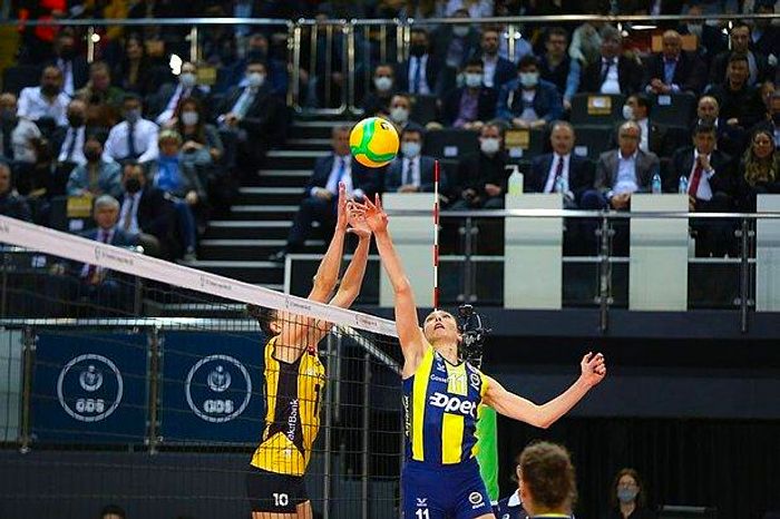 Fenerbahçe Opet - Vakıfbank Maçı Ne Zaman, Saat Kaçta? Maç Hangi Kanalda Yayınlanacak?