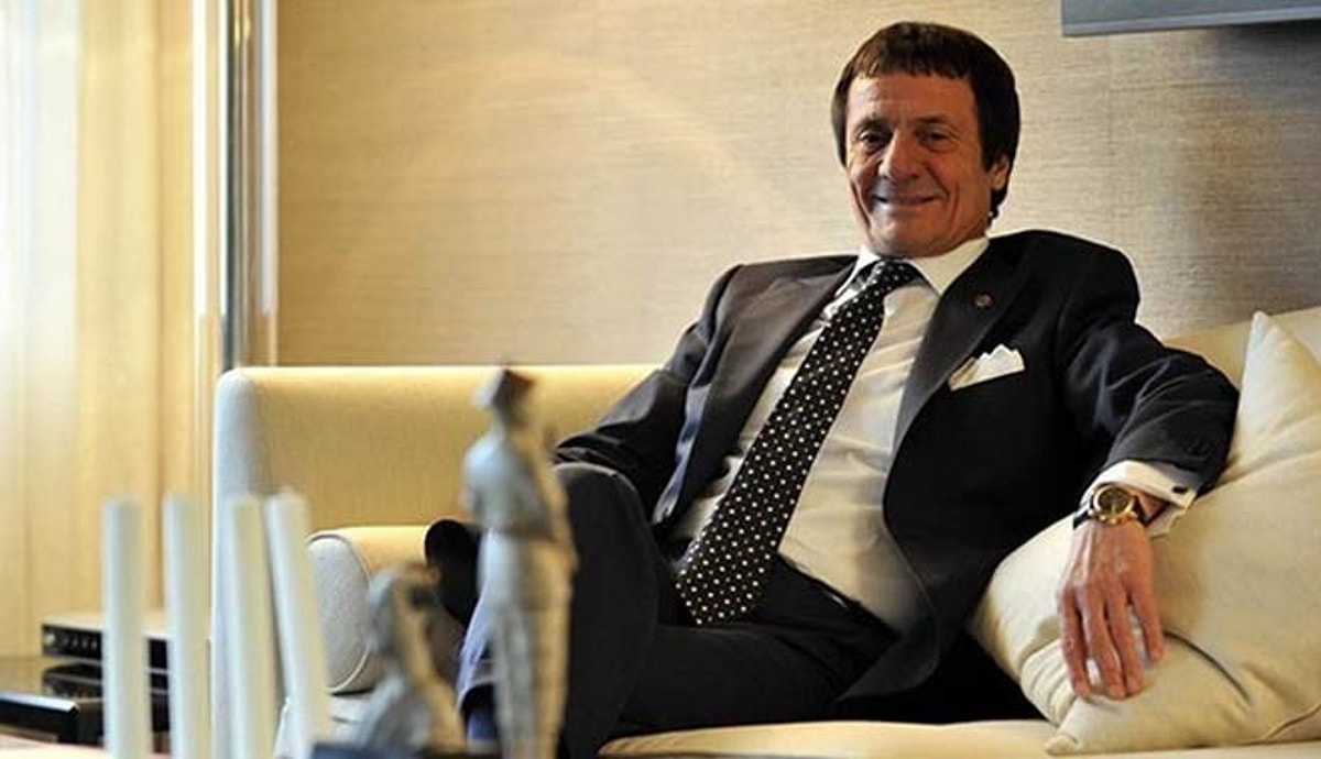 Ahmet Nazif Zorlu Kimdir, Mesleği Ne? - Onedio