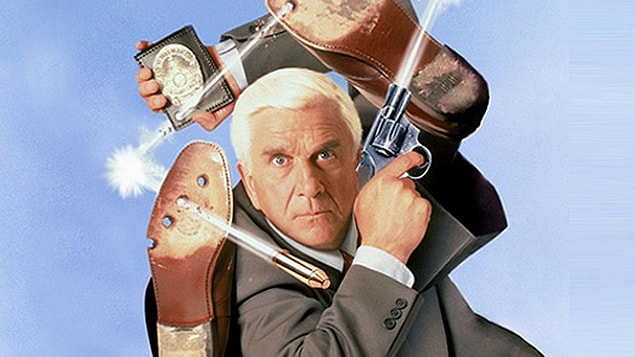 18. Çıplak Silah / The Naked Gun: From the Files of Police Squad! (1988)