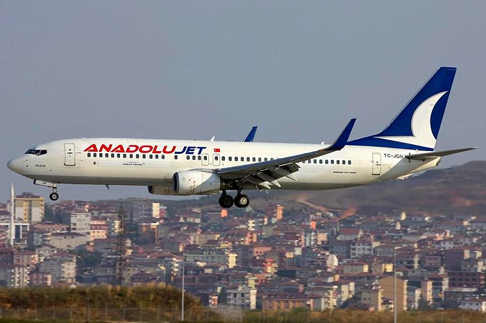 Tel Aviv-İstanbul Seferi Yolculara Gönderilen Fotoğraflar Nedeniyle Yapılamadı