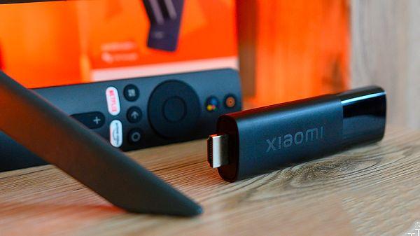 Televizyonları akıllı hale getiren Xiaomi TV Stick 4K cihazı da ülkemizde satışa sunuldu.