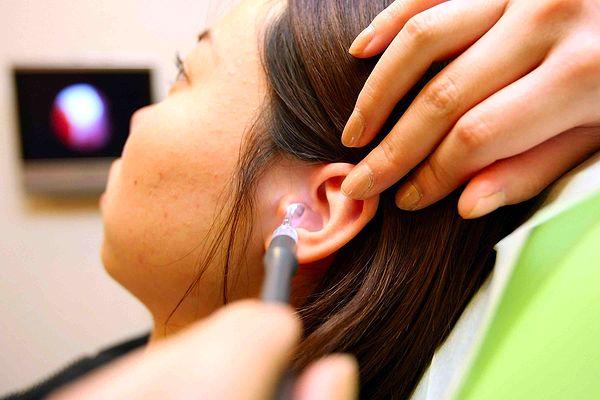 Kulak kirini temizlemek ne kadar sağlıklı?