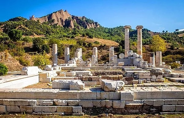 Diğer bir şehrimiz Manisa. Manisa, çok eski bir yerleşim yeridir. Manisa'ya giderseniz bu lezzetlerin tadına muhakkak bakın: