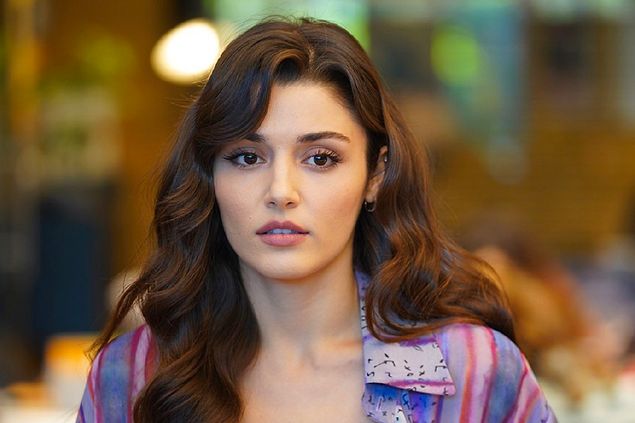 Hande Erçel Artık Saklamıyor: Ünlü Oyuncudan Kaan Yıldırım İtirafı!