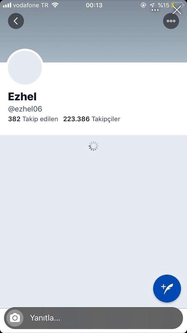 İlk başta herkesin şaka yaptığını sanan Ezhel, yazdıklarıyla tepki çektiği hesabını silerek Twitter'a veda etmişti.