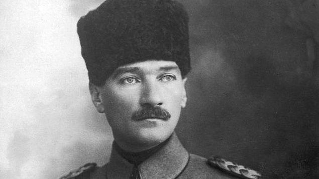 15. Mustafa Kemal, "Gazeteci Şerif" takma adıyla hangi savaşta yer almıştır?