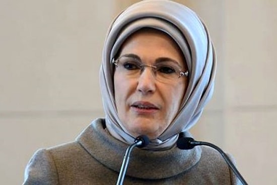 Cumhurbaşkanı Erdoğan'ın Eşi Emine Erdoğan Kimdir, Kaç Yaşında? Emine Erdoğan'ın Mesleği Ne?