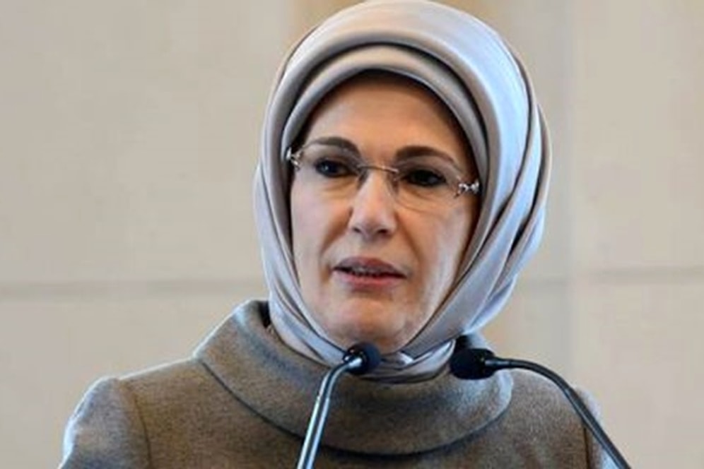 Cumhurbaşkanı Erdoğan'ın Eşi Emine Erdoğan Kimdir, Kaç Yaşında? Emine Erdoğan'ın Mesleği Ne?
