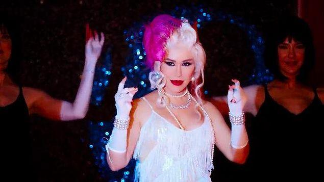 Şarkıcı Ceylan'dan Yeni Klip: Marilyn Monroe Benzetmesi