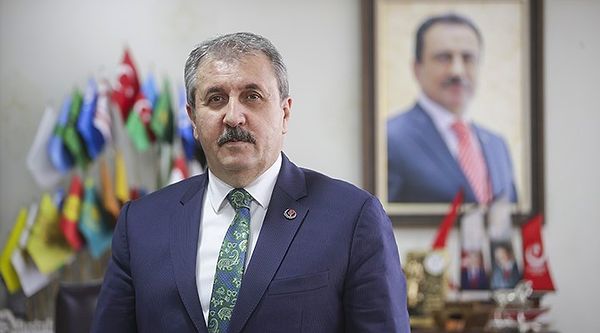 Mustafa Destici Ne İş Yapar?