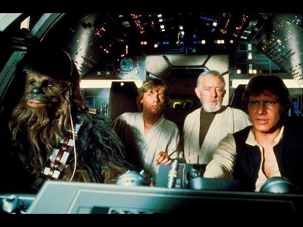 43. Star Wars (Yıldız Savaşları) 1977 - George Lucas