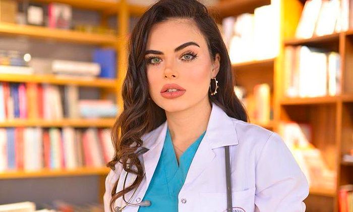 Berika Demir Kimdir? Ünlü Fenomen Doktor Berika Demir Kaç Yaşında? Berika Demir Nişanlısı ile Ayrıldı mı?