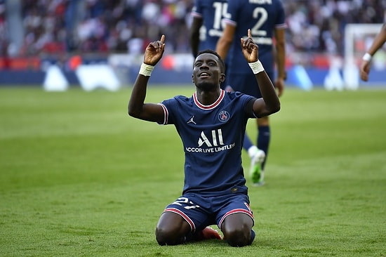 Idrissa Gueye Kimdir, Kaç Yaşında, Nereli, Hangi Mevki ve Ayak? Idrissa Gueye Hangi Takımlarda Forma Giydi?