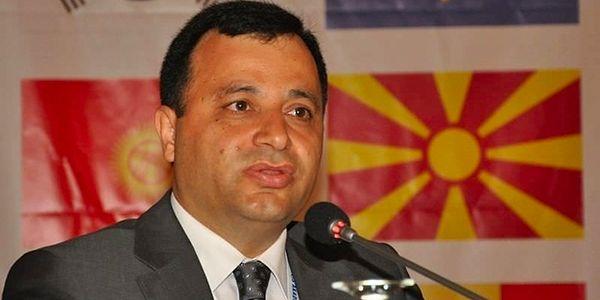 Zühtü Arslan, Cumhurbaşkanı tarafında 2012 senesinde Anayasa Mahkemesi üyeliğine seçilerek ilk görevine başladı.