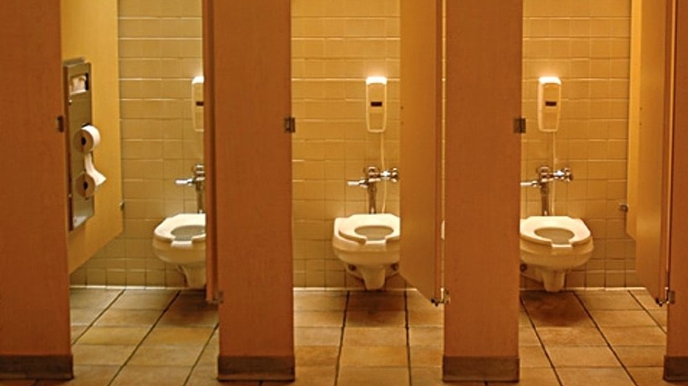 Her Şeye Zam Gelirken Eksik mi Kalsaydı? Umumi Tuvalete Yüzde 43 Zam!