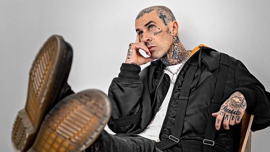 Travis Barker Kimdir? Travis Barker Nereli, Kaç Yaşında? Travis Barker Kourtney Kardashian ile Evlendi mi?