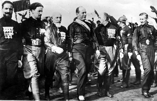 Mussolini aslında her zaman milliyetçiliği ve militarizmi savunmuyordu.