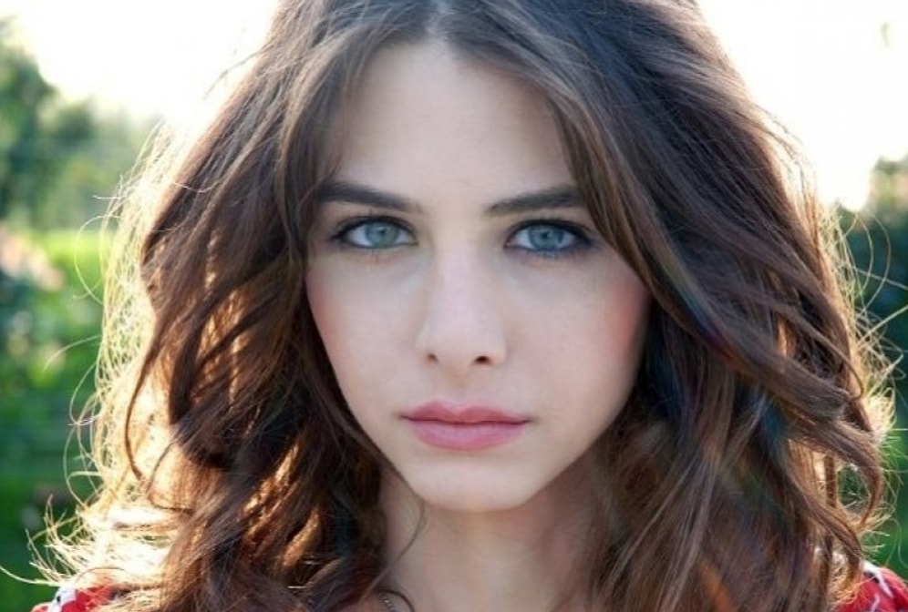 Ezgi Asaroğlu Kimdir? Leyla ile Mecnun'un 'Leyla'sı Ezgi Asaroğlu Nereli, Kaç Yaşında? Ezgi Asaroğlu Boy, Kilo