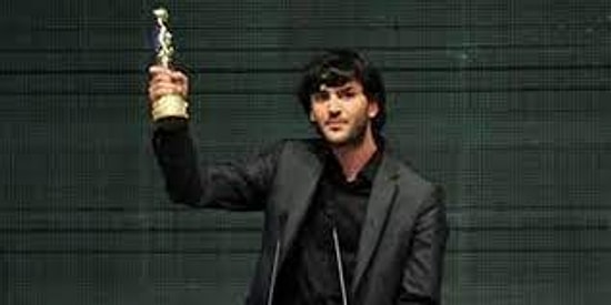 Emre Kavuk Kimdir? Başarılı Yönetmen Emre Kavuk Kaç Yaşında, Nereli? Emre Kavuk Hangi Yapımları Yönetti?