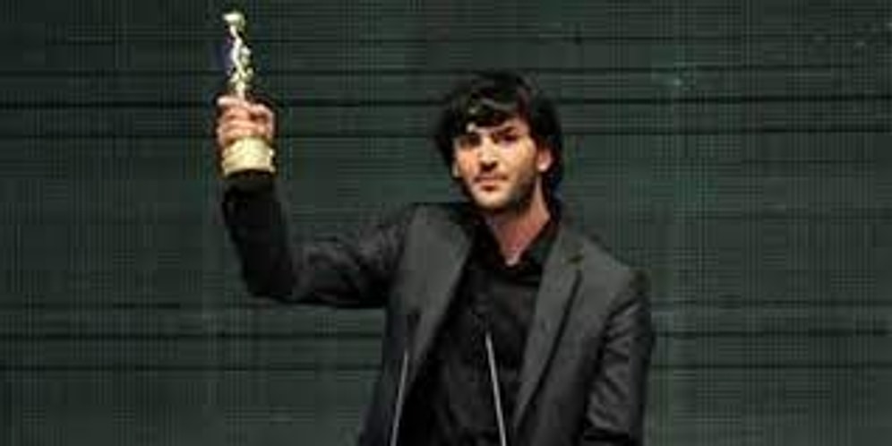 Emre Kavuk Kimdir? Başarılı Yönetmen Emre Kavuk Kaç Yaşında, Nereli? Emre Kavuk Hangi Yapımları Yönetti?
