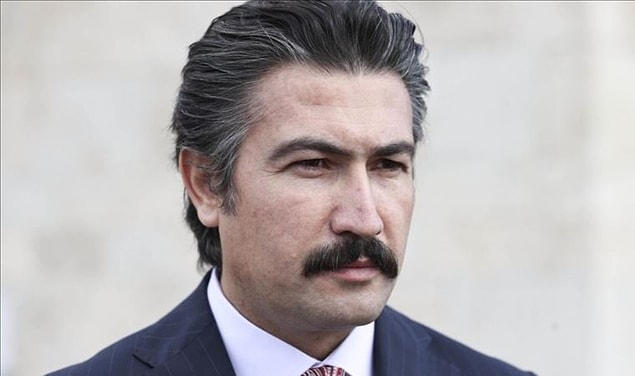1. Son dönemde yaptığı skandal açıklamalarla gündemden düşmeyen AKP'li Cahit Özkan görevden alındı!