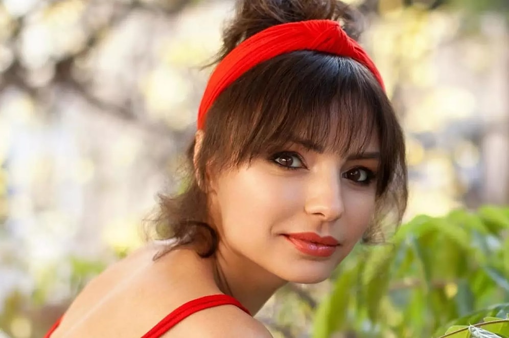 Sevinç Kumaş Kimdir? Sevinç Kumaş Nereli ve Kaç Yaşında? Sevinç Kumaş Evli mi?