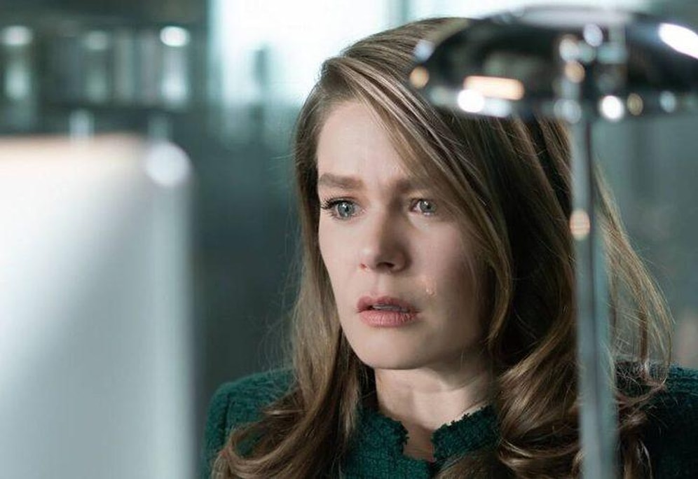 Camdaki Kız Son Bölüm Full İzle: Camdaki Kız Dizisinin Son Bölümünde Neler Yaşandı?