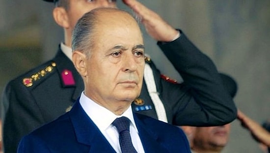 Ahmet Necdet Sezer Kimdir, Nereli ve Kaç Yaşında? Ahmet Necdet Sezer'in Eğitimi ve Kariyeri